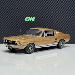 1:18 Ford Mustang GT390 Gold 1967 - Autoart