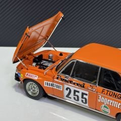 1:18 BMW 2002 Rally Monte Carlo 1973 Jagermeister - Autoart