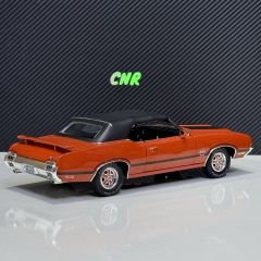 1:18 Oldsmobile 442 W-30 Convertible 1972 - ACME