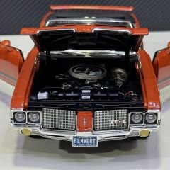 1:18 Oldsmobile 442 W-30 Convertible 1972 - ACME