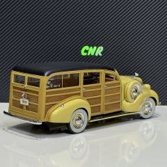 1:18 Chevrolet Master Deluxe Woody Wagon 1939 - Motor City
