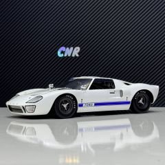 1:18 Ford GT40 Mk1 1966 White/Blue - GT Spirit