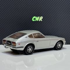 1:18 Datsun 240 Z Nissan Fairlady Silver - Kyosho