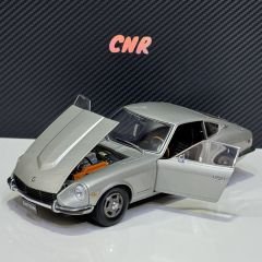 1:18 Datsun 240 Z Nissan Fairlady Silver - Kyosho