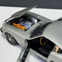 1:18 Datsun 240 Z Nissan Fairlady Silver - Kyosho