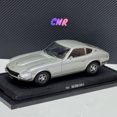 1:18 Datsun 240 Z Nissan Fairlady Silver - Kyosho
