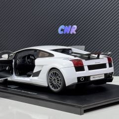 1:18 Lamborghini Gallardo LP570-4 Superleggera White - Autoart