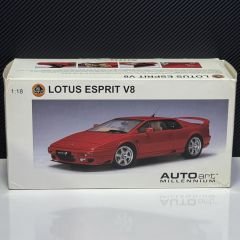 1:18 Lotus Esprit V8 Red 1996 - Autoart
