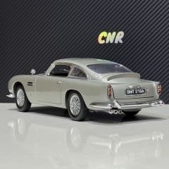 1:18 Aston Martin DB5 James Bond 007 Goldfinger - Autoart
