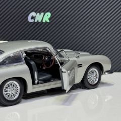1:18 Aston Martin DB5 James Bond 007 Goldfinger - Autoart
