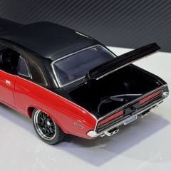 1:18 Dodge Challenger RT Street Fighter 1970 - ACME