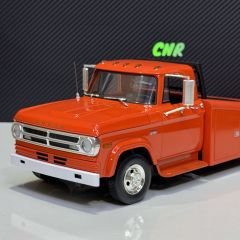 1:18 Dodge D-300 Ramp Truck 1970 Orange - ACME