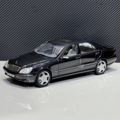 1:18 Mercedes-Benz S Class S55 AMG W220 - Norev