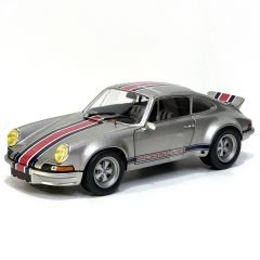 1:18 Porsche 911 RSR Backdating Outlaw - Solido