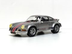 1:18 Porsche 911 RSR Backdating Outlaw - Solido