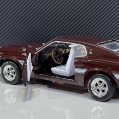 1:18 Ford Shelby GT-500 1969 - Auto World American Muscle