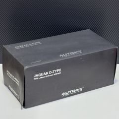 1:18 Jaguar D Type 1955 Le Mans Winner - Autoart Signature