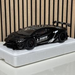 1:18 Lamborghini Aventador LBWK Black - Autoart