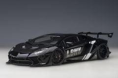 1:18 Lamborghini Aventador LBWK Black - Autoart