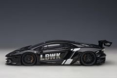 1:18 Lamborghini Aventador LBWK Black - Autoart