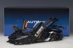 1:18 Lamborghini Aventador LBWK Black - Autoart