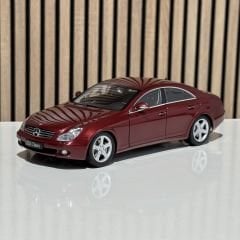 1:18 Mercedes-Benz CLS 500 Wine Red - Kyosho