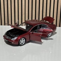1:18 Mercedes-Benz CLS 500 Wine Red - Kyosho