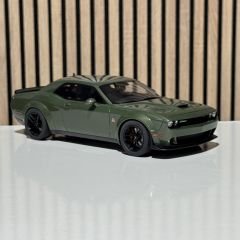 1:18 Dodge Challenger R/T Coupe Widebody 2019 Green - GT Spirit