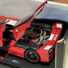 1:18 Ferrari FXX Black Wheels - Hot Wheels Elite