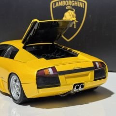 1:18 Lamborghini Murcielago Met Yellow 74511 - Autoart