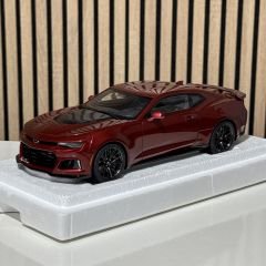 1:18 Chevrolet Camaro ZL1 Garmet Red - Autoart