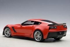 1:18 Chevrolet Corvette C7 Z06 Torch Red - Autoart