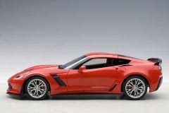 1:18 Chevrolet Corvette C7 Z06 Torch Red - Autoart