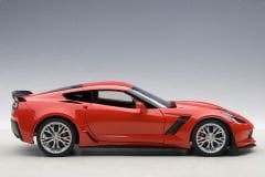 1:18 Chevrolet Corvette C7 Z06 Torch Red - Autoart