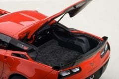 1:18 Chevrolet Corvette C7 Z06 Torch Red - Autoart