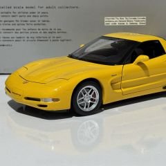 1:18 Chevrolet Corvette C5 Z06 Yellow - Autoart