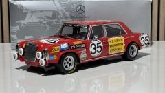 1:18 Mercedes-Benz 300 SEL Red Pig - Minichamps Dealer Edition