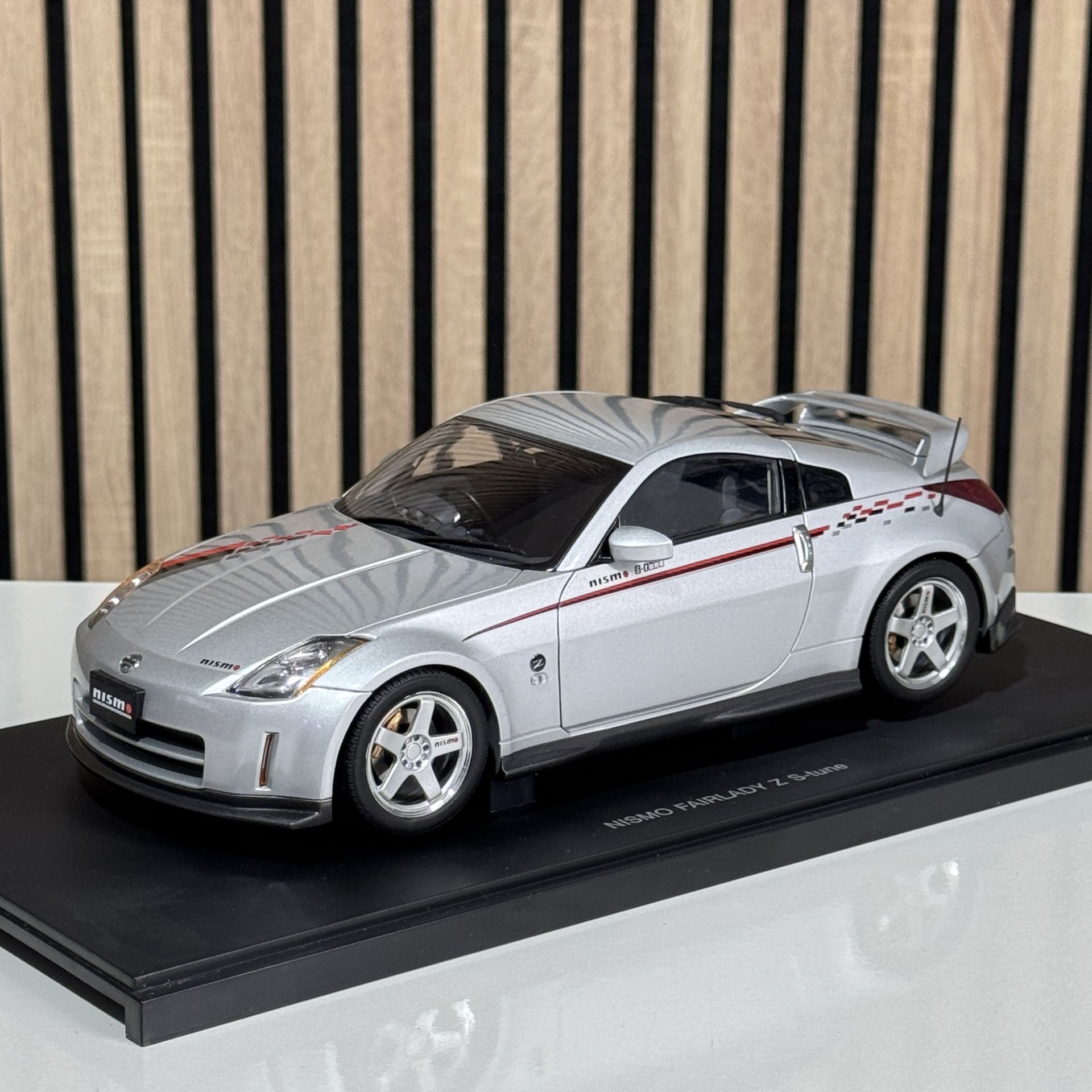 1:18 Nissan Fairlady Z 350Z Nismo S Tune 2002 80280 - Autoart