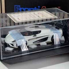 1:18 Koenigsegg Regera Pearl White High End Resin - FrontiArt