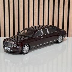 1:18 Bentley Mulsanne Grand Limousine by Mulliner  Burgundy - Almost Real