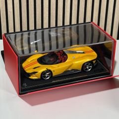 1:18 Ferrari Daytona SP3 Giallo Tristrato 48 pcs - BBR