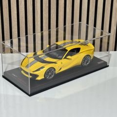 1:18 Ferrari 812 Competizione Giallo Tristrato 2021 - MR Models