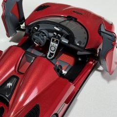 1:18 Koenigsegg Agera Red 79007 Diecast - Autoart Signature