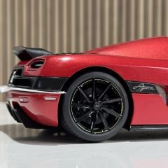 1:18 Koenigsegg Agera Red 79007 Diecast - Autoart Signature