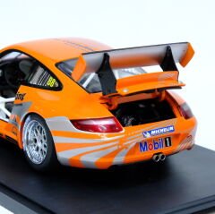 1:18 Porsche 911 GT3 Typ 997 Mobil1 Super Cup 2006 -Autoart