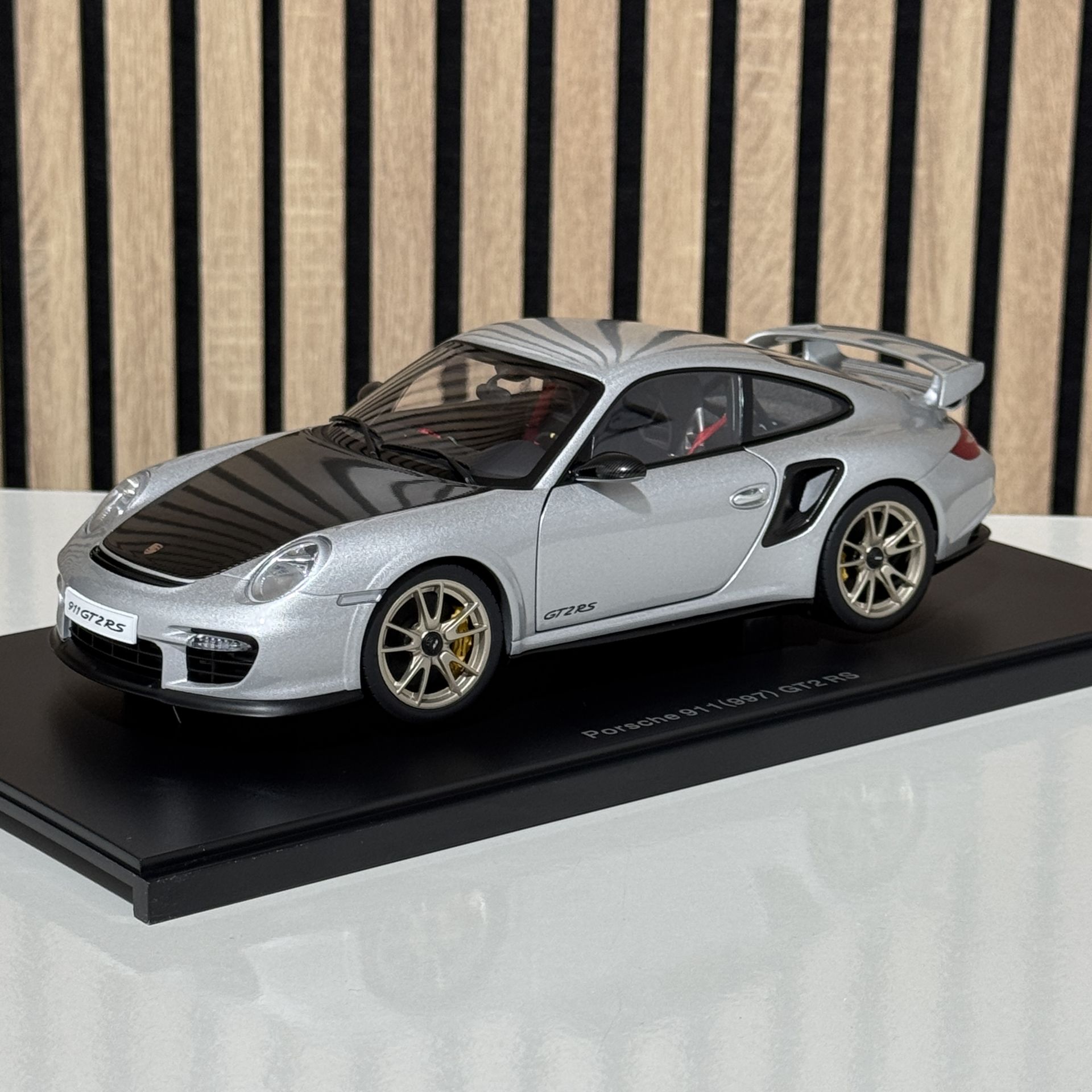 1:18 Porsche 911 997 GT2 RS Silver - Autoart