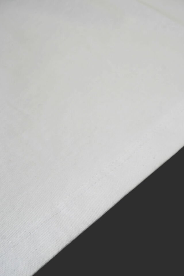 Unisex Baskılı Beyaz Tişört Apple