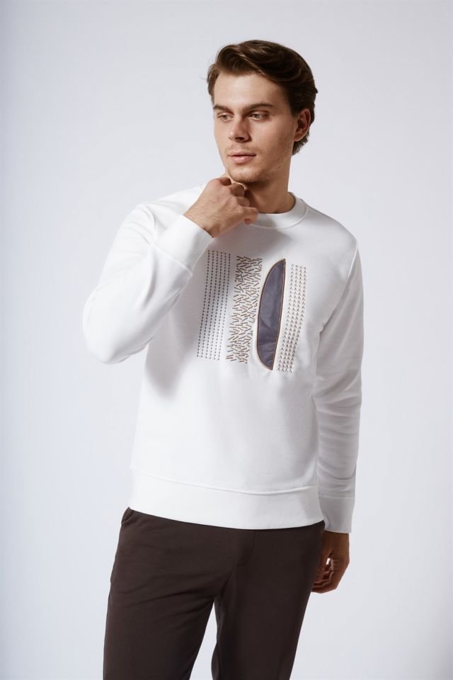 Толстовка Slim Fit с круглым вырезом Экрю