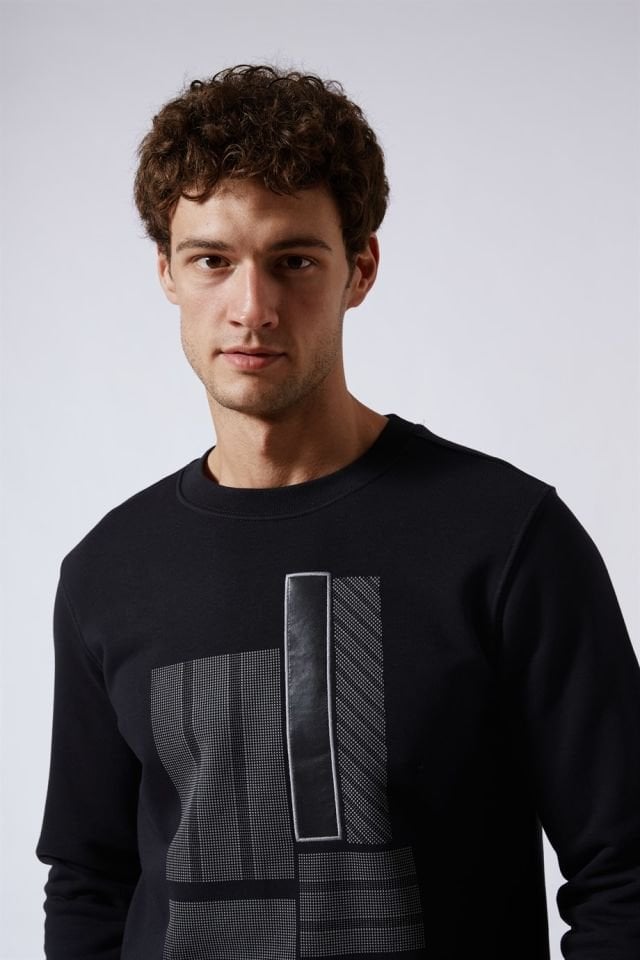 Slim Fit Üzeri Nakışlı Sweatshirt SİYAH