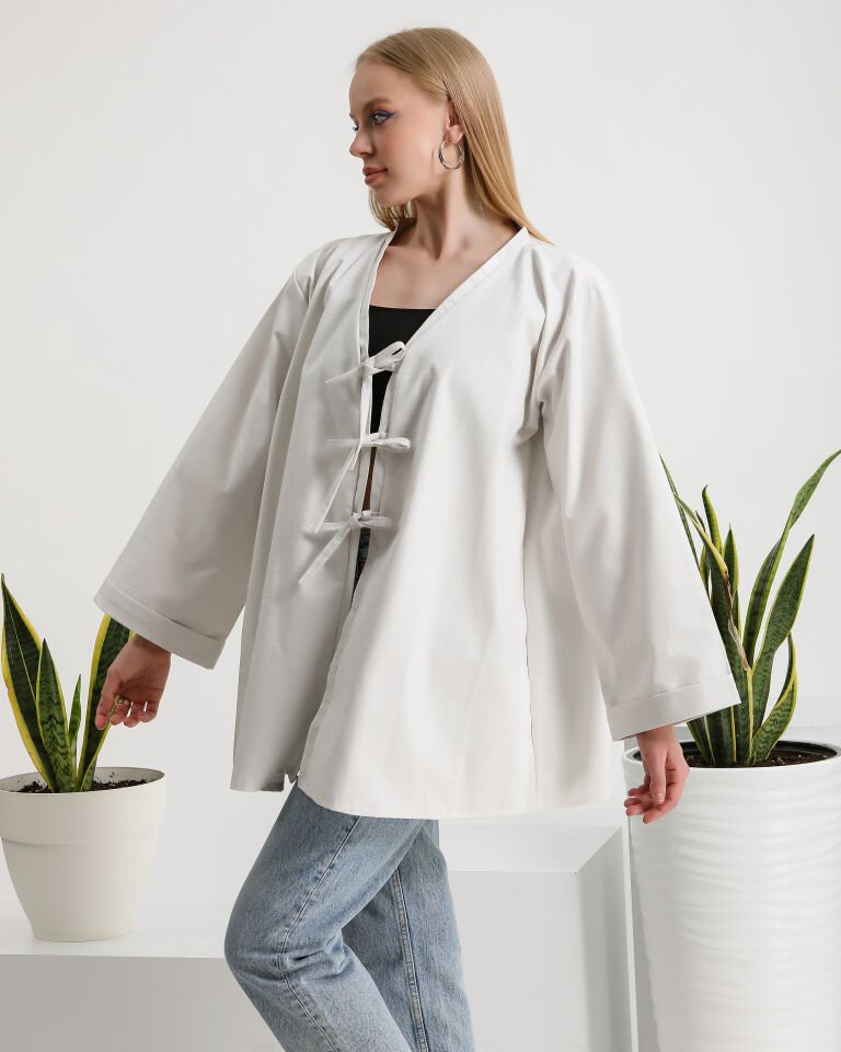 Beyaz Bağlamalı Kimono